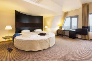 Copyright: Tord-Erik Andresen Dobbeltseng i Junior Suite, Scandic Seilet